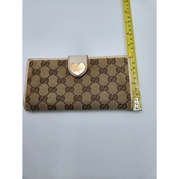 Gucci GG Canvas Heart Clasp Bifold Wallet Beige Brown‎ Designer Women's - Picture 9 of 12